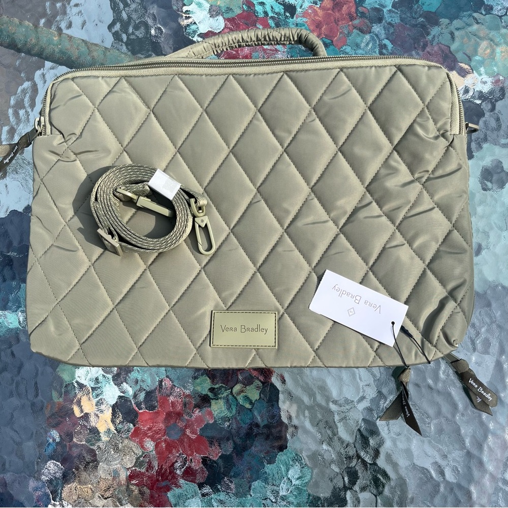 Vera Bradley Ultralight Laptop Workstation Crossbody in Sage Green